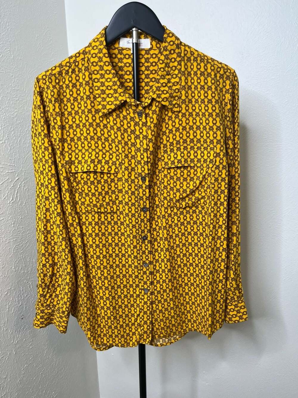 Two by Vince Camuto Yellow Chain Print Button Down Long Sleeve Blouse Shirt Medi